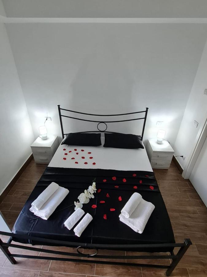 Curti Granda Hotel Rescaldina Eksteriør billede