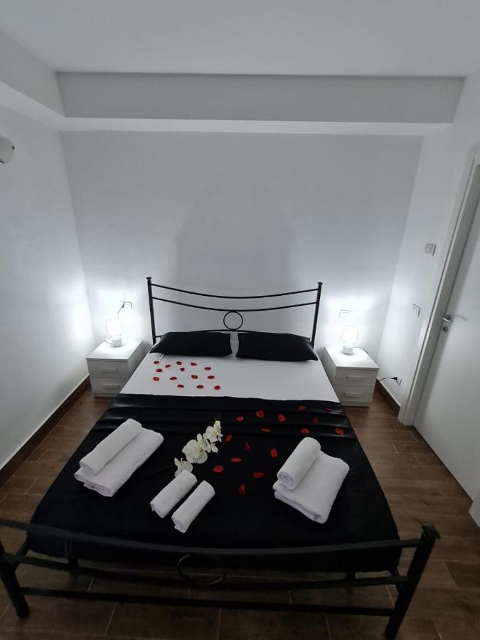 Curti Granda Hotel Rescaldina Eksteriør billede