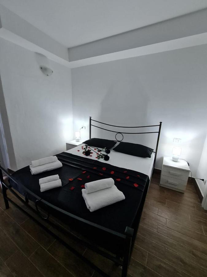 Curti Granda Hotel Rescaldina Eksteriør billede
