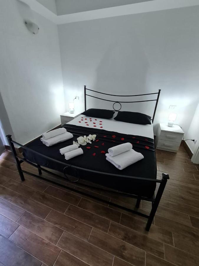 Curti Granda Hotel Rescaldina Eksteriør billede