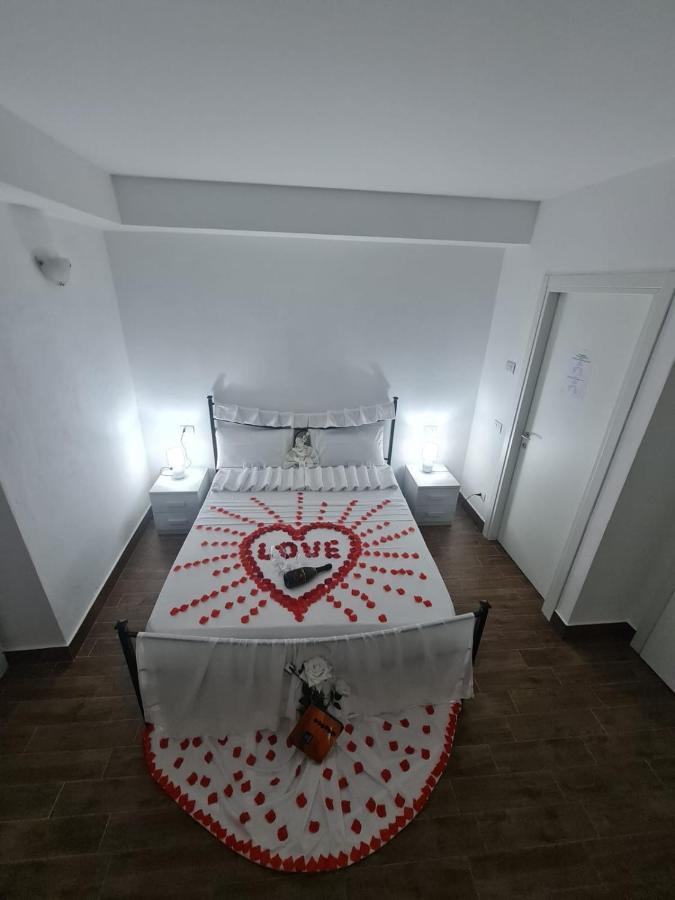 Curti Granda Hotel Rescaldina Eksteriør billede
