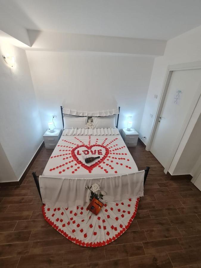 Curti Granda Hotel Rescaldina Eksteriør billede